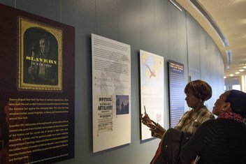 在联合国总部举行的“奴隶制和跨大西洋贩卖奴隶行为受害者国际日”图片展。