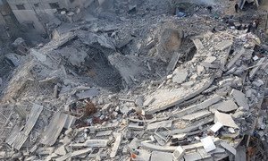2018年11月，加沙一处在针对性空袭中遭到破坏的居民楼。（资料图片）