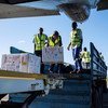 Vacinas chegam ao aeroporto de Beira, em Moçambique