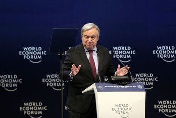 联合国秘书长古特雷斯出席在约旦死海举行的2019年世界经济论坛中东与北非峰会。