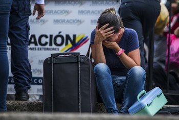 哥伦比亚的委内瑞拉移民。据联合国数据显示，过去一年中，每天约有5,000人越过边境离开委内瑞拉。