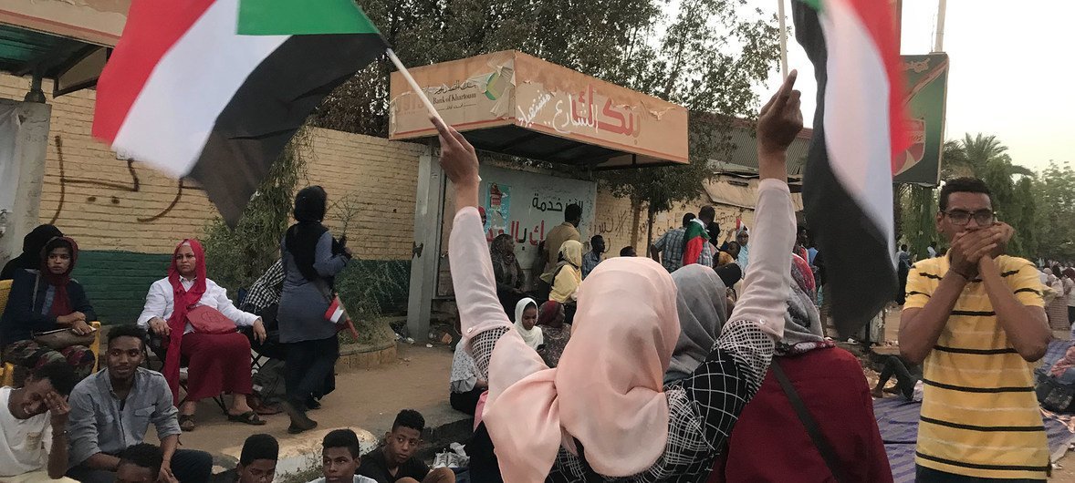 Demonstrators take to the streets in the Sudanese capital, Khartoum on 11 April 2019,