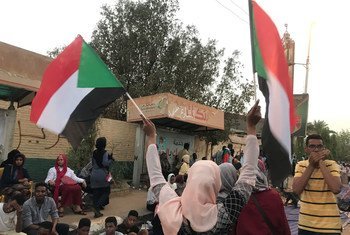 Demonstrators take to the streets in the Sudanese capital, Khartoum on 11 April 2019,