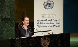 María Fernanda Espinosa Garcés, Présidente de la soixante-treizième session de l'Assemblée générale, prend la parole devant les Etats membres de l'ONU lors de la Journée internationale du multilatéralisme et de la diplomatie pour la paix. (avril 2019)