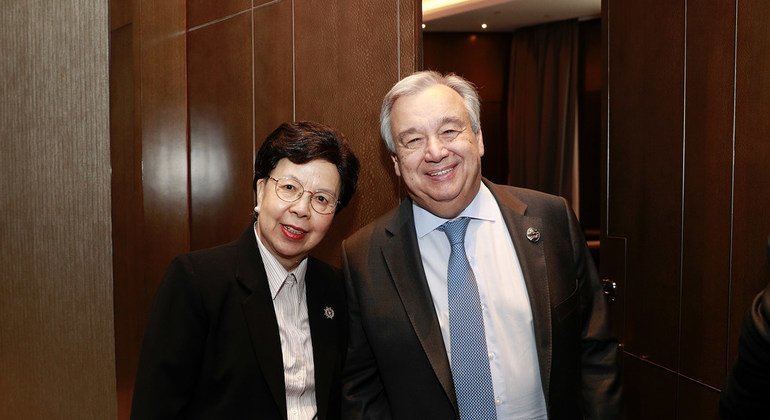 4月26日，联合国秘书长古特雷斯在中国北京举行的第二届一带一路论坛期间会见了世界卫生组织前总干事陈冯富珍。