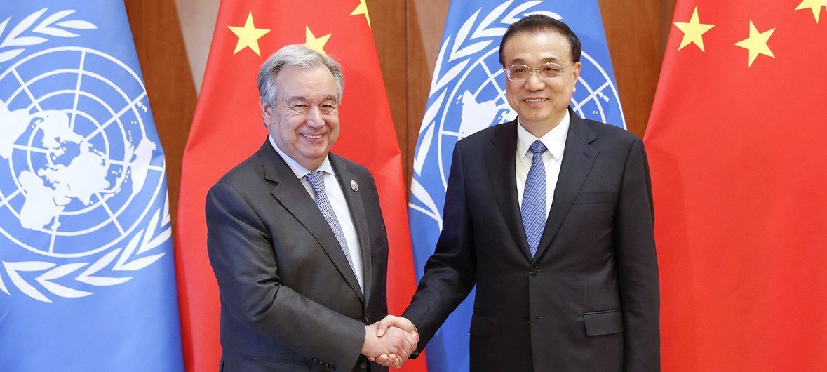 4月26日，联合国秘书长古特雷斯在北京钓鱼台国宾馆会见了中国国务院总理李克强。