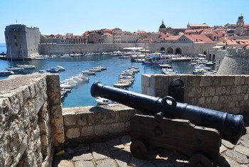 Un cañón en la Ciudad Vieja de Dubrovnik, en Croacia. 