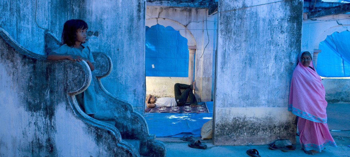 During Sri Lanka's civil conflict, displaced Muslims take shelter in the ruins of Rasool Puthuveli Mosque in Mannar District, Northern Province. (File from 2007)