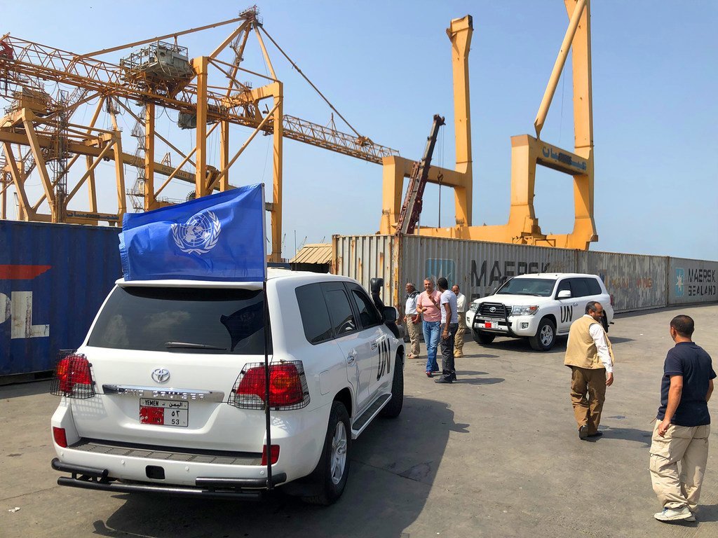 Les équipes de liaison et de coordination de la Mission des Nations Unies pour l'appui à l'accord d’Hodeïda (UNMHA) entament leurs patrouilles de surveillance le premier jour du retrait unilatéral des forces houthistes (11 mai 2019)