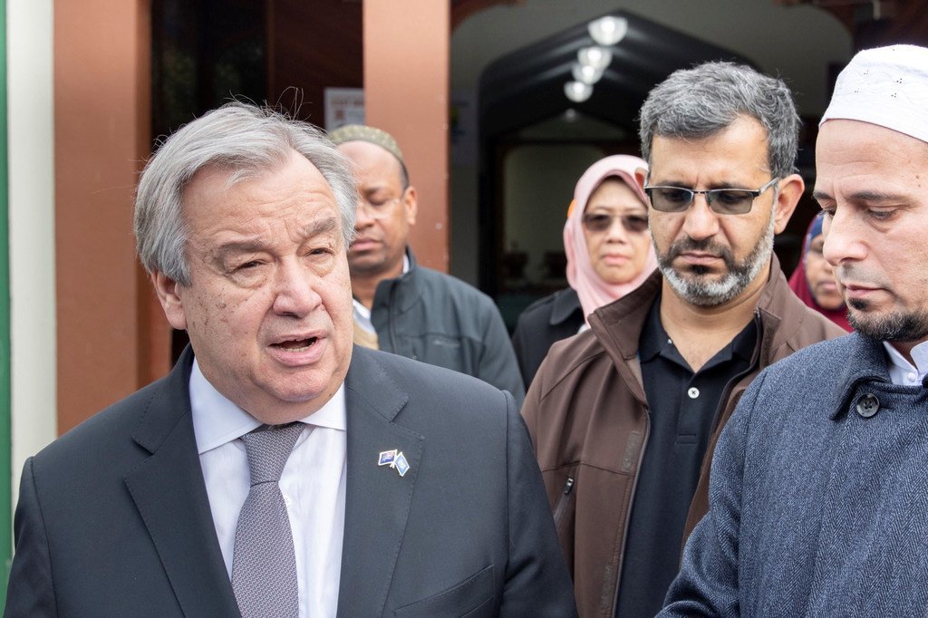 Le Secrétaire général de l'ONU visite un centre de la communauté musulmane à Chirstchurch, Nouvelle-Zélande (Mai 2019).