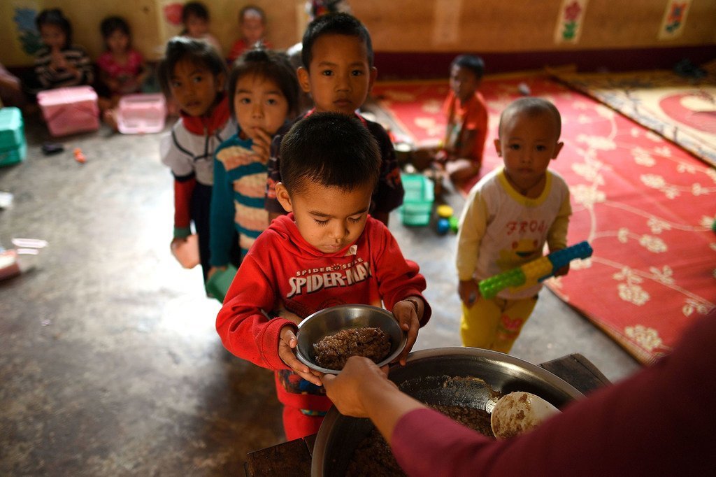 2019年5月14日，老挝一所小学的午餐时间。 