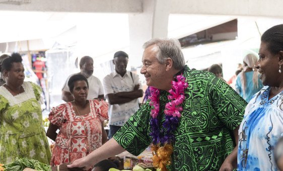 UN Secretary-General António Guterres meets beneficiaries of the “Markets for Change" project supported by UN Women in Vanuatu on 18 May 2019.