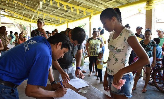 Brasil: migrantes e refugiados recebem assistência em Boa Vista - RR