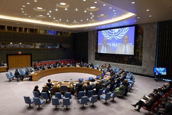 A wide view of the Security Council as Raisedon Zenenga (on screen right), Deputy Special Representative of the Secretary-General for the UN Assistance Mission in Somalia (UNSOM), and Francisco Caetano Jose Madeira (on screen left), Special Representative