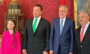 Climate activist, Greta Thunberg (l), former Governor of California, Arnold Schwarzenegger, Austrian President Alexander Van der Bellen and the UN Secretary-General António Guterres (r) meet at the R20 Austria World Summit in Vienna. (28 May 2019)