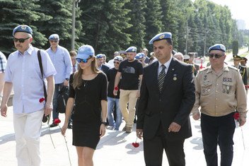 На Поклонной горе в Москве отметили Международный день миротворца