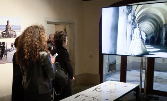 A Rothko em Lampedusa é uma outra exposição que acontece de forma paralela à Bienal e que também aborda a questão dos refugiados. 