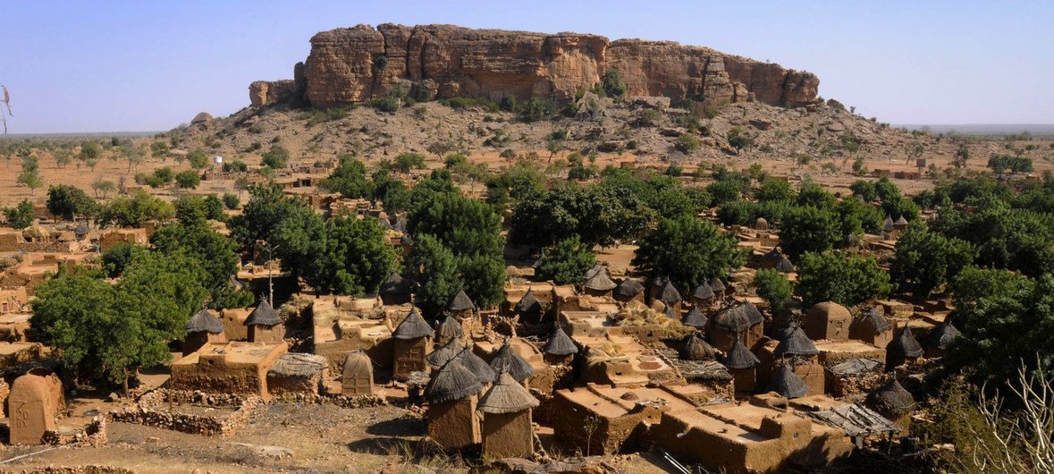 Un village traditionnel Dogon dans le centre du Mali (photo d'archives 2013).