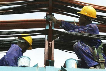 Os países em desenvolvimento são os mais atingidos por esta quebra, onde o IDE caiu um quarto para US$ 557 bilhões. 