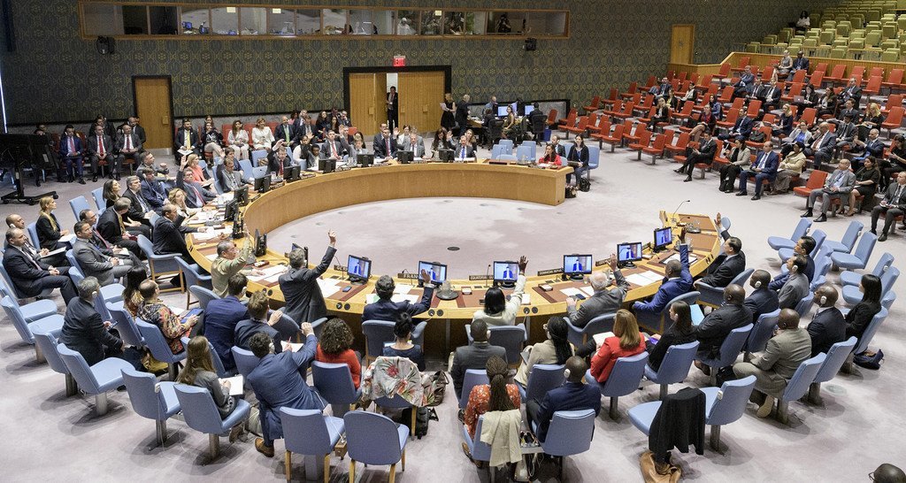 مجلس الأمن الدولي يصوت على مشروع قرار مقدم من الكويت حول المفقودين أثناء الصراعات المسلحة. اعتمد القرار بالإجماع. 11 يونيه/حزيران 2019.