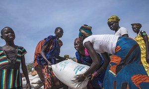 Food distribution in Pieri, South Sudan, where WFP is assisting 29,000 people, of whom 6,600 are children under-five. (5 February 2019)