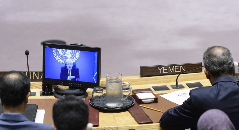Wajumbe wa Baraza la Usalama wakimsikiliza Martin Griffith, mjumbe maalum wa UN kwa Yemen akihutubia kwa njia ya video kuhusu hali ya Yemen. (17 Juni 2019)