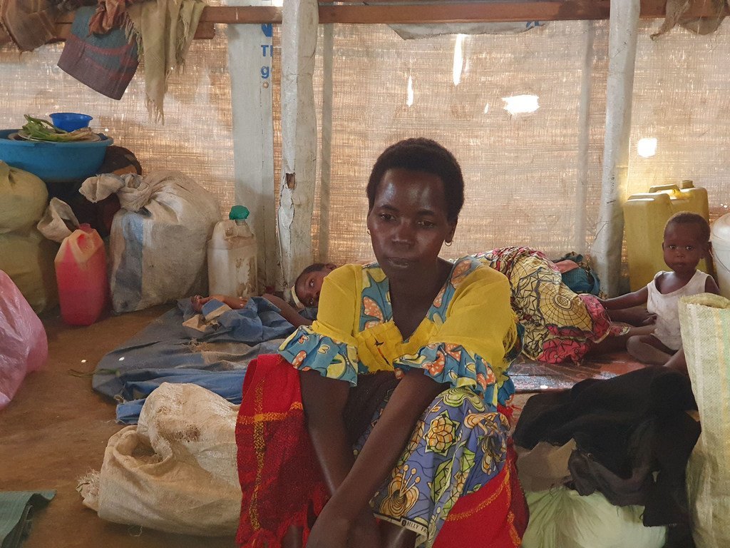 Une femme déplacée dans un camp à Bunia, dans la province de l'Ituri, en République démocratique du Congo, le 17 juin 2019.