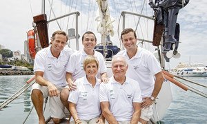 Defensora da campanha #MaresLimpos, a família Schurmann iniciará uma grande jornada pela costa brasileira e por oceanos do mundo em uma expedição de 18 meses.