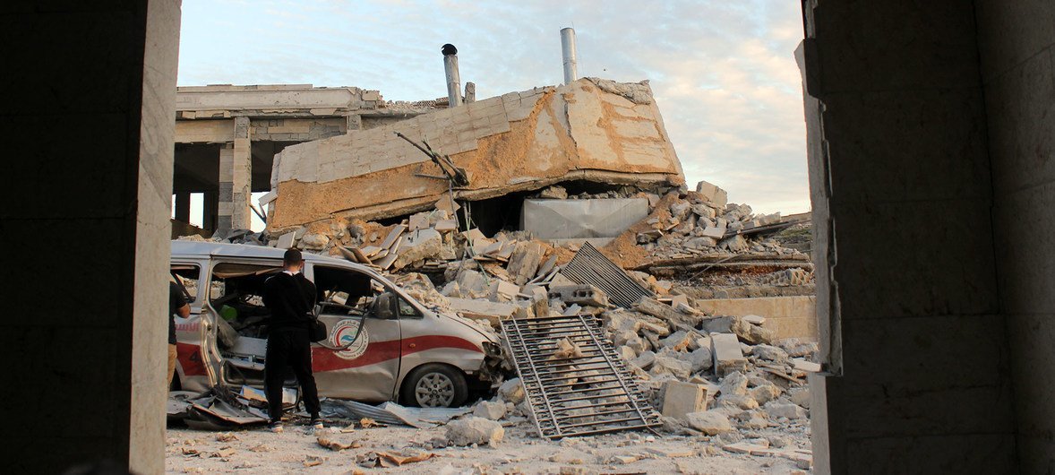 Разрушенная больница в Идлибе, Сирия. 