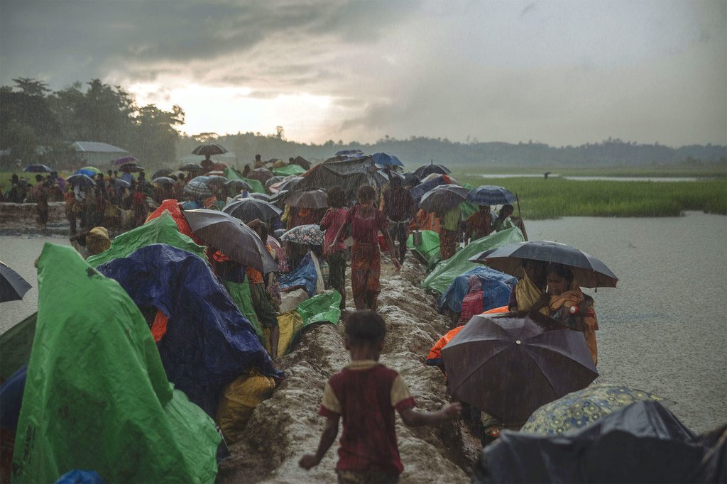 Des réfugiés rohingyas fuyant les affrontements et les persécutions au Myanmar.