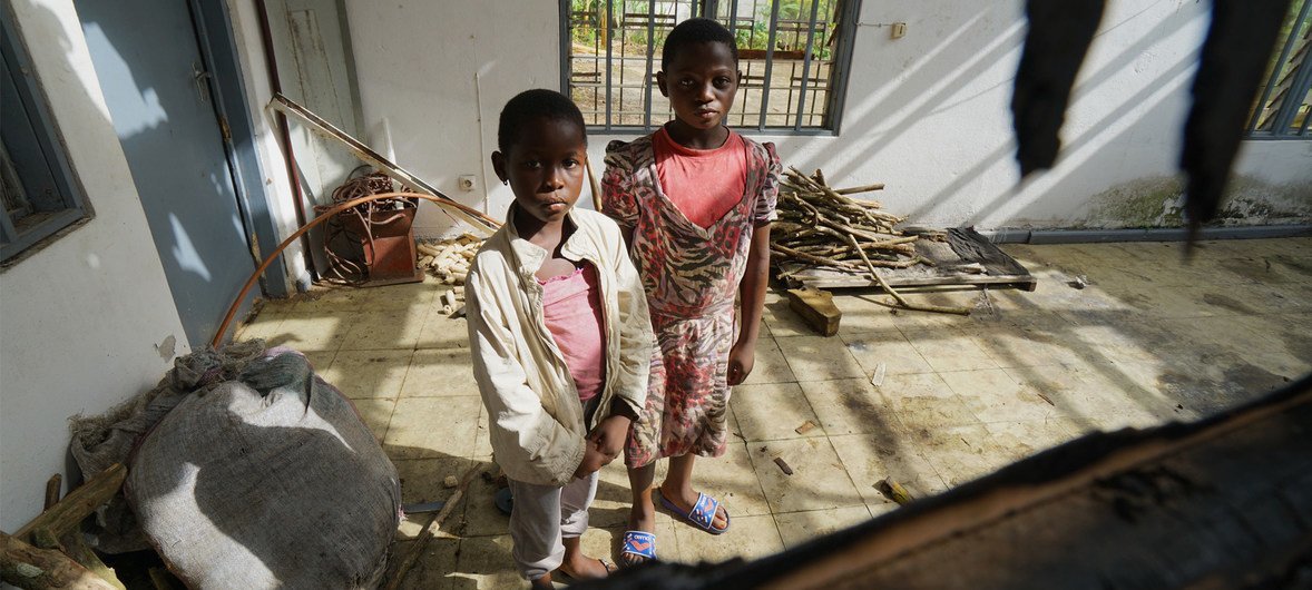 喀麦隆英语区的儿童。