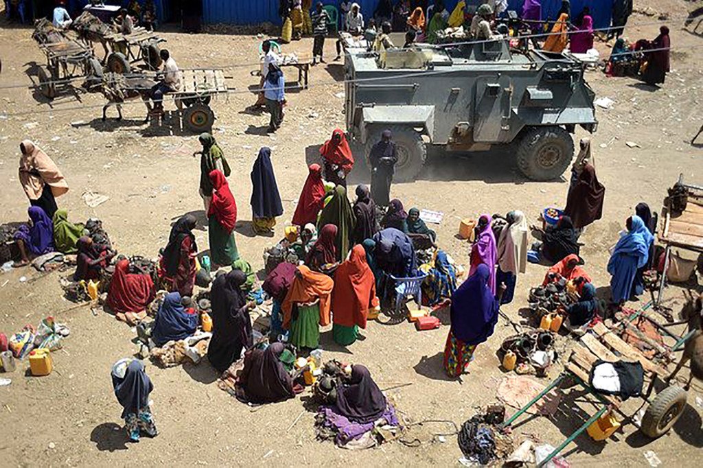 حماية المدنيين مسؤولية أساسية تقع على عاتق جميع أطراف النزاع ، بما في ذلك الحكومة الصومالية.