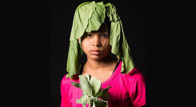  Aseema, de 16 anos do Nepal, quer se tornar agricultora de hortaliças. “Minha favorita é a couve-flor. É preciso muita habilidade para cultivar uma boa couve-flor, e essa é uma habilidade que eu ainda não tenho, mas espero aprender no futuro".